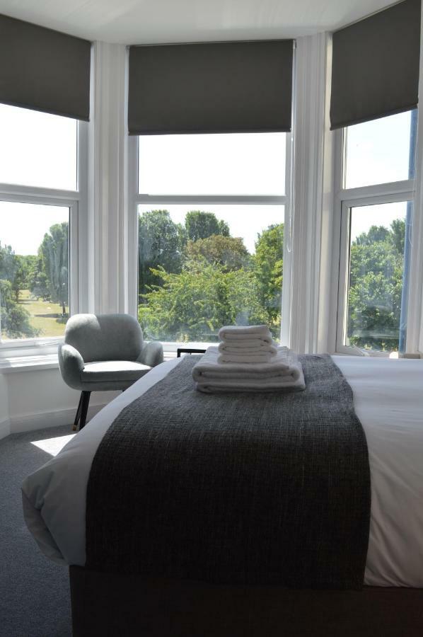 Q8 Boutique Hotel Portsmouth Dış mekan fotoğraf